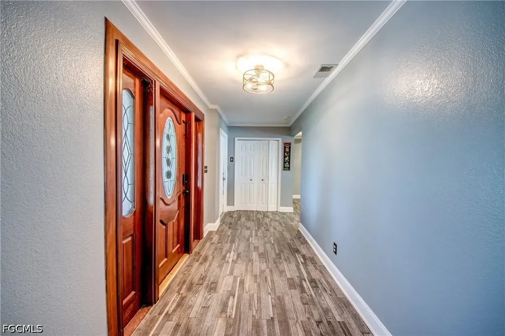 1131 SE 34th Street Cape Coral FL 33904