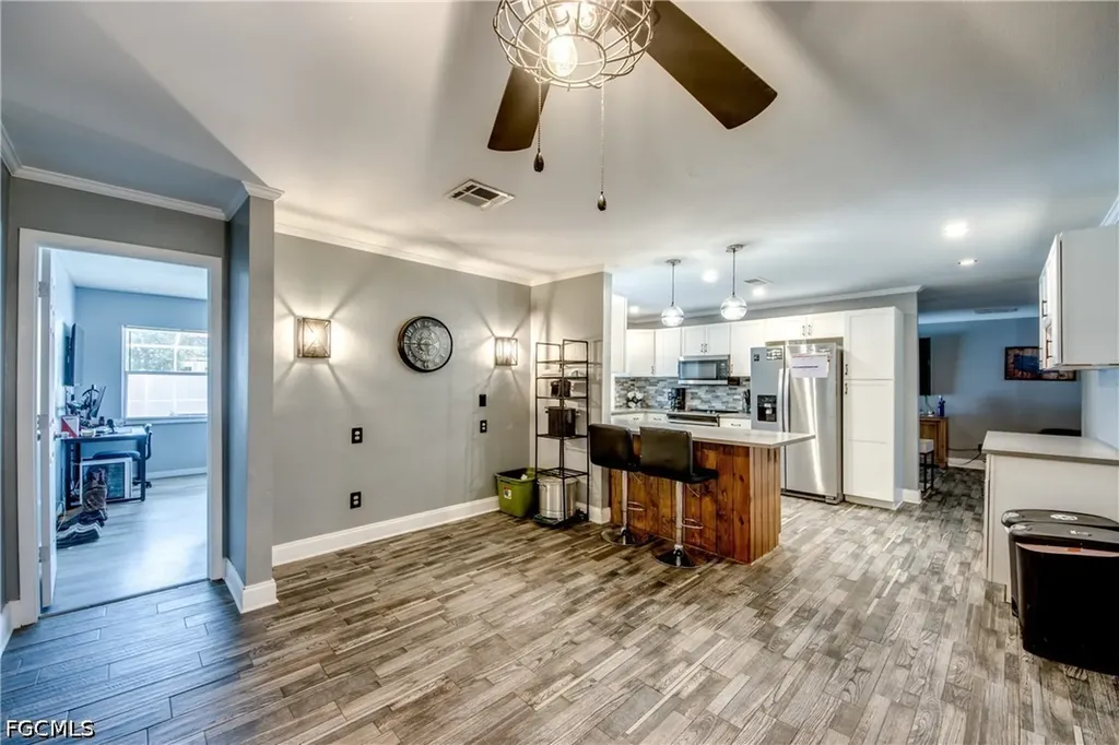 1131 SE 34th Street Cape Coral FL 33904