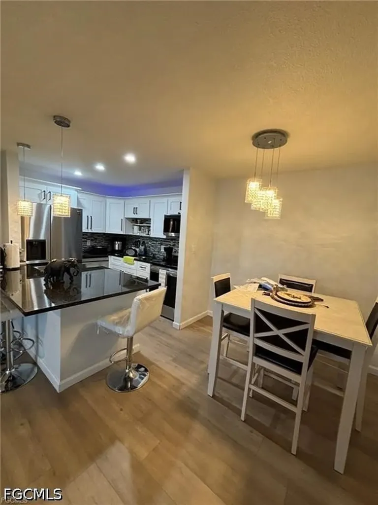 5713 Foxlake Drive North Fort Myers FL 33917