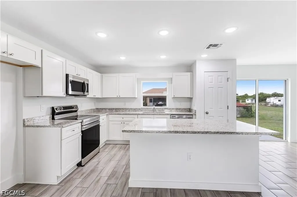 1242 Echard Street E Lehigh Acres FL 33974