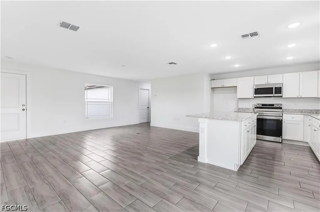 1242 Echard Street E Lehigh Acres FL 33974