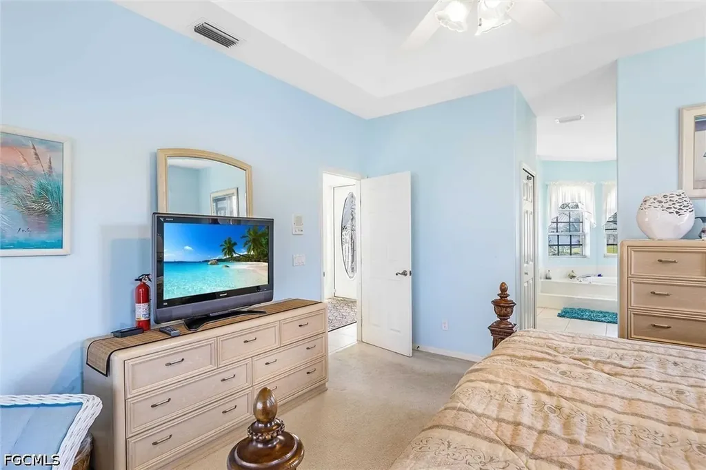 2807 SW 31st Lane Cape Coral FL 33914