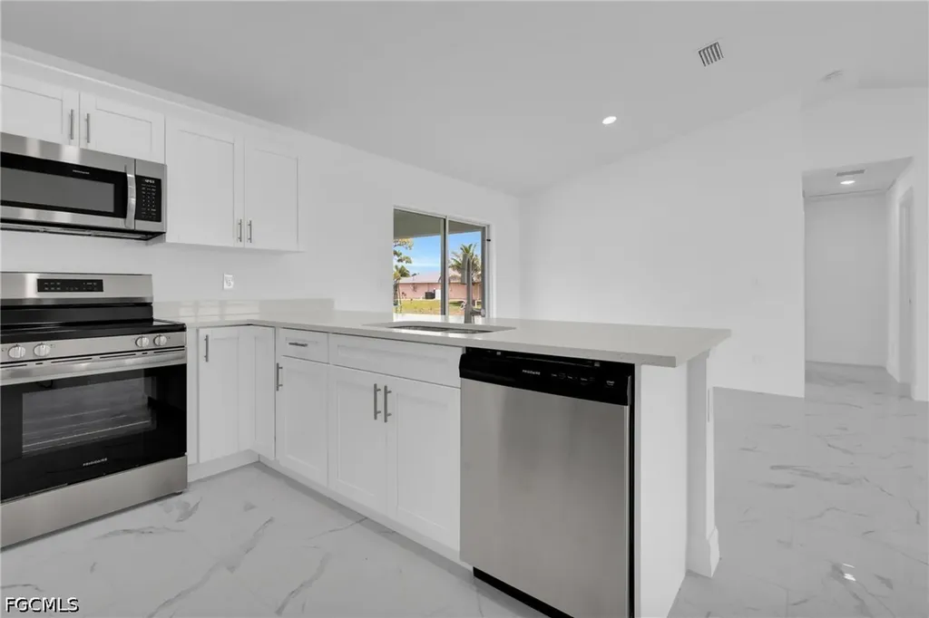 1808 NE 44th Street Cape Coral FL 33909