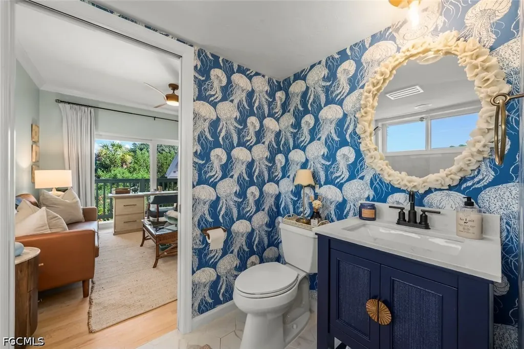 1048 Kings Crown Drive Sanibel FL 33957