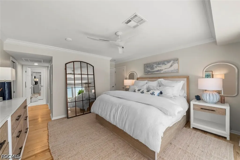 1048 Kings Crown Drive Sanibel FL 33957