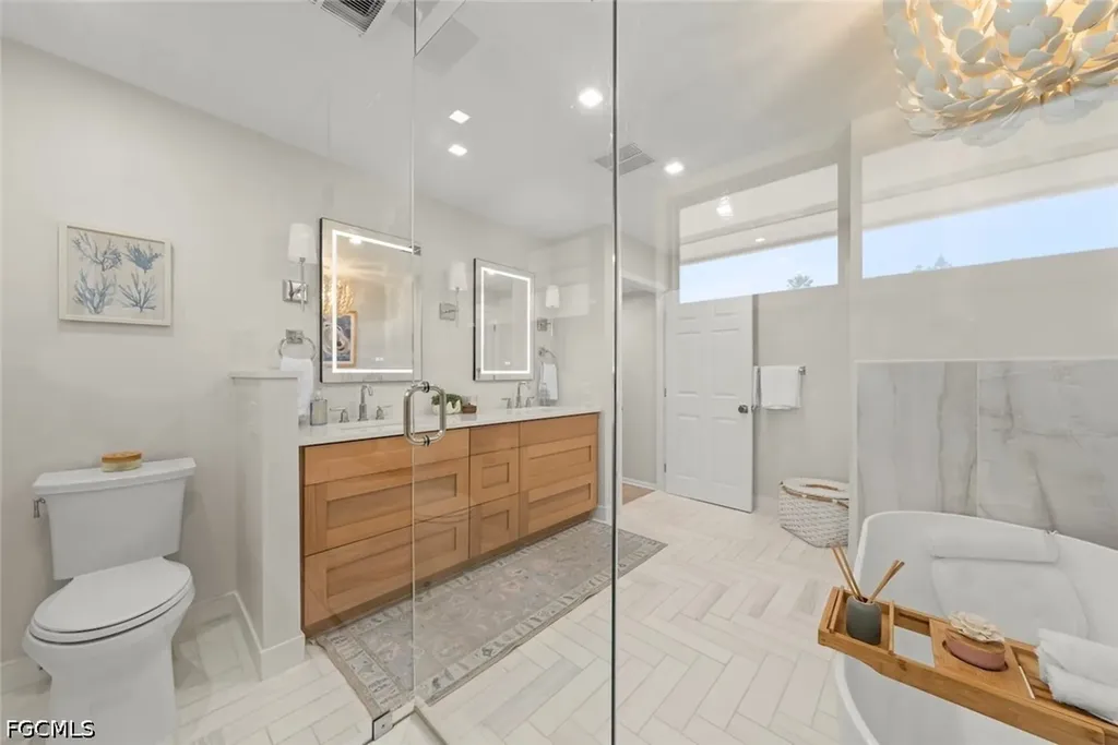 1048 Kings Crown Drive Sanibel FL 33957