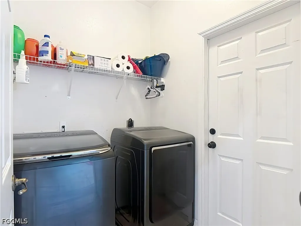 3907 11th Street SW Lehigh Acres FL 33976
