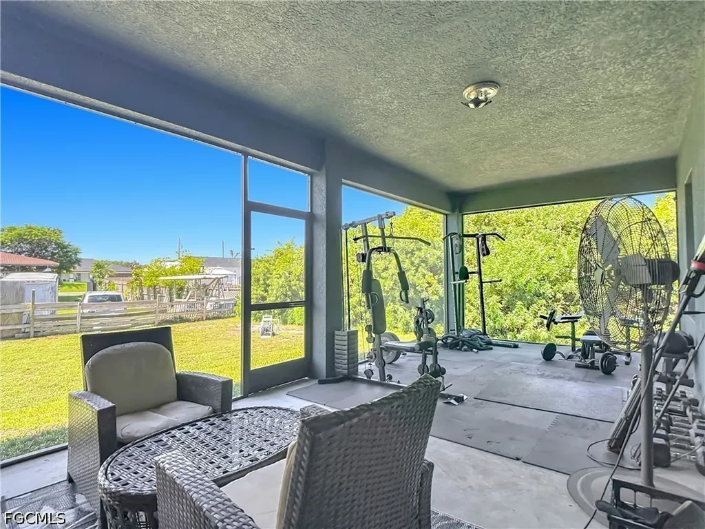 3907 11th Street SW Lehigh Acres FL 33976