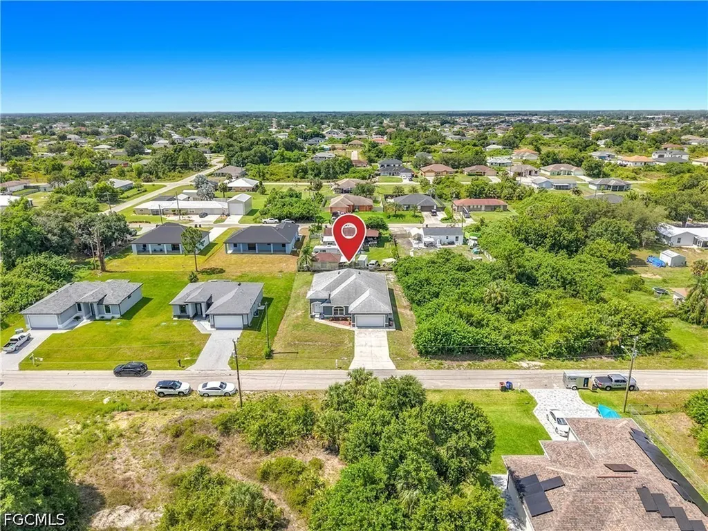 3907 11th Street SW Lehigh Acres FL 33976