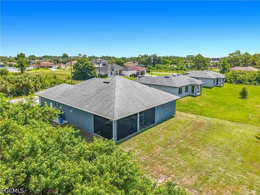 3907 11th Street SW Lehigh Acres FL 33976