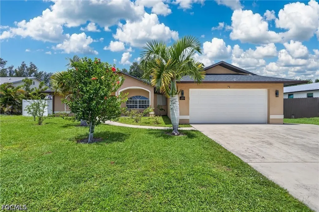 622 SE 10th Avenue Cape Coral FL 33990