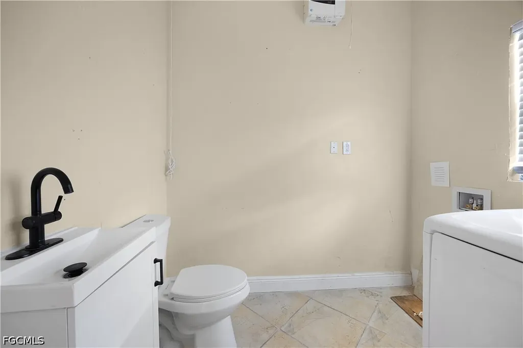 7823 Marx Drive North Fort Myers FL 33917