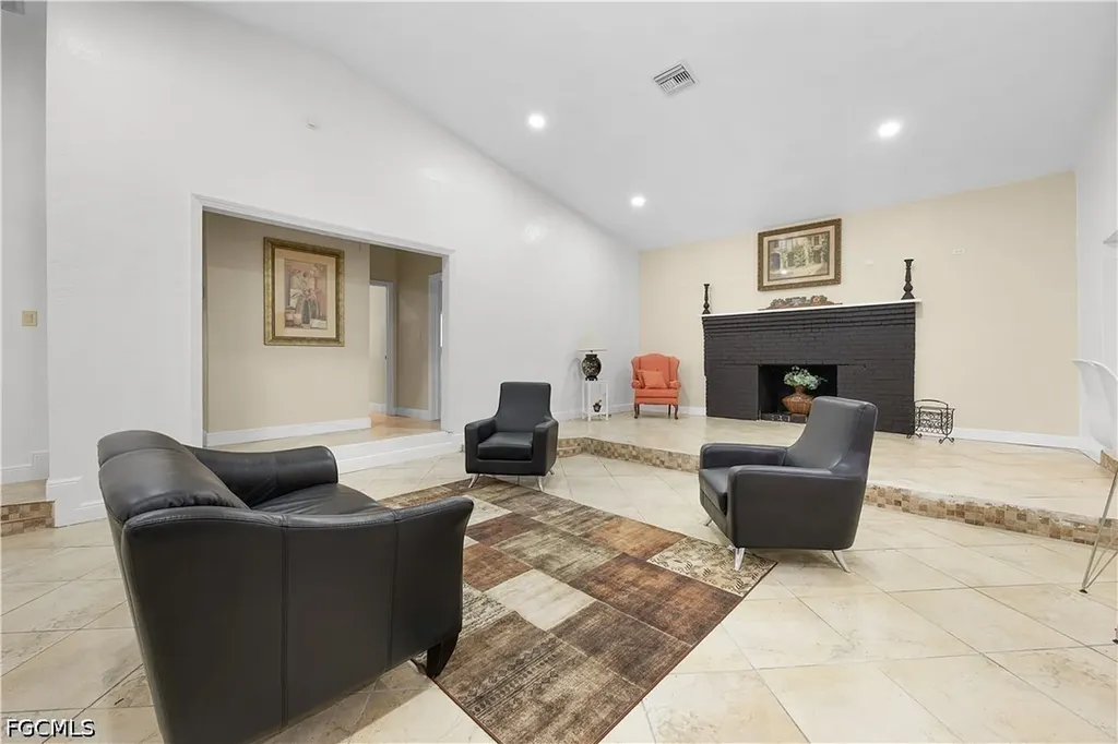7823 Marx Drive North Fort Myers FL 33917