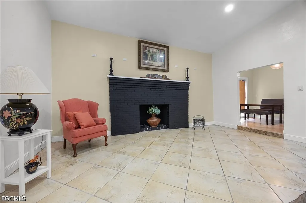 7823 Marx Drive North Fort Myers FL 33917