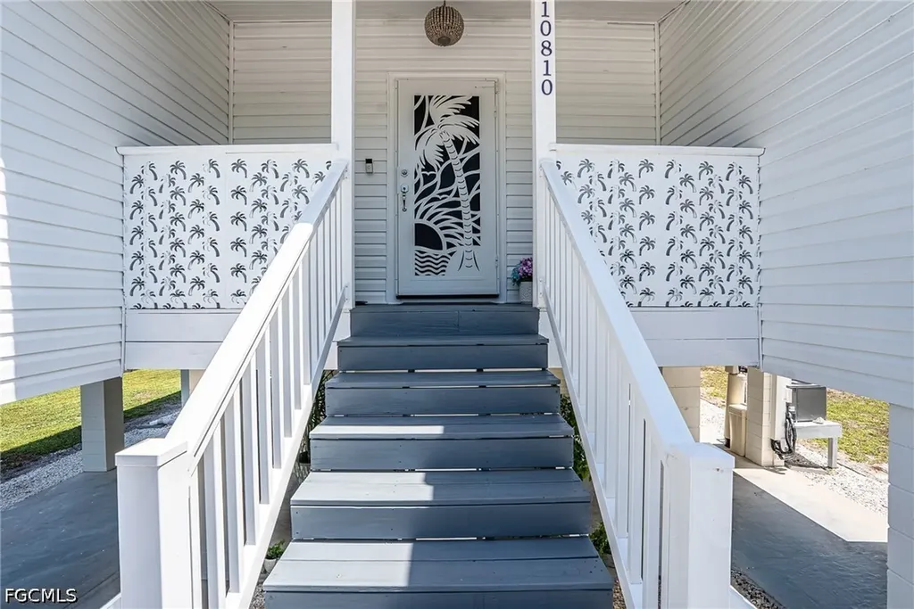 10810 Habitat Circle Bokeelia FL 33922
