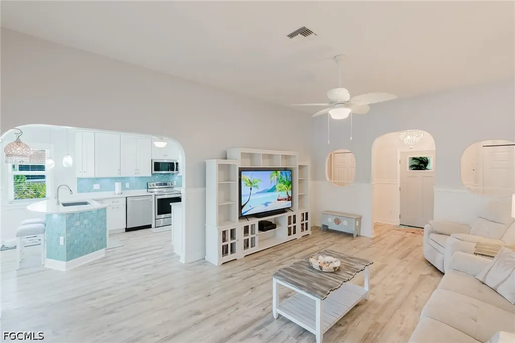 10810 Habitat Circle Bokeelia FL 33922