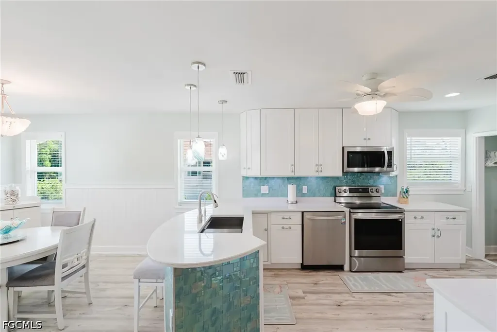 10810 Habitat Circle Bokeelia FL 33922