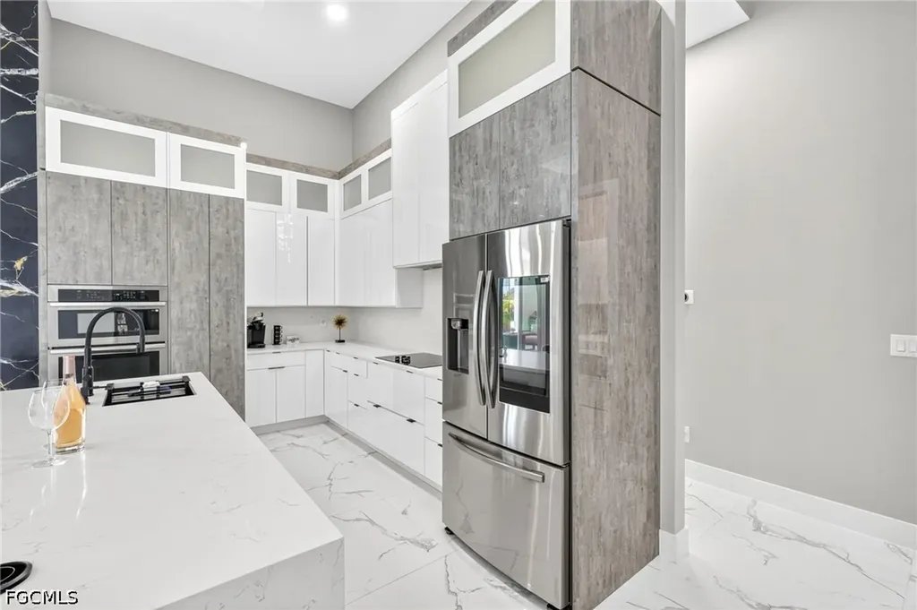 3217 SW 3rd Terrace Cape Coral FL 33991