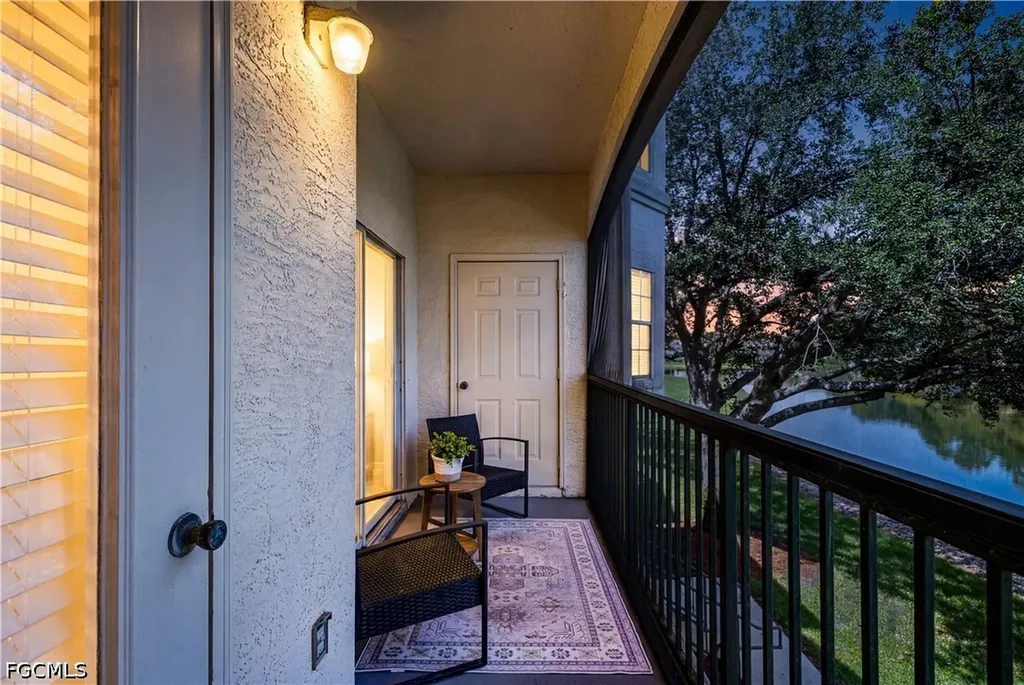 11520 Villa Grand Fort Myers FL 33913