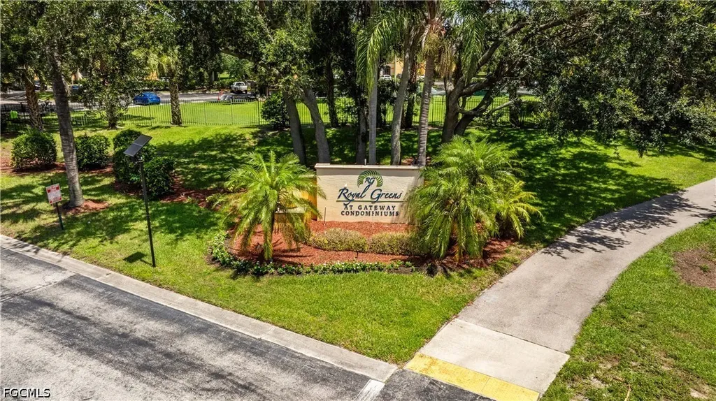 11520 Villa Grand Fort Myers FL 33913