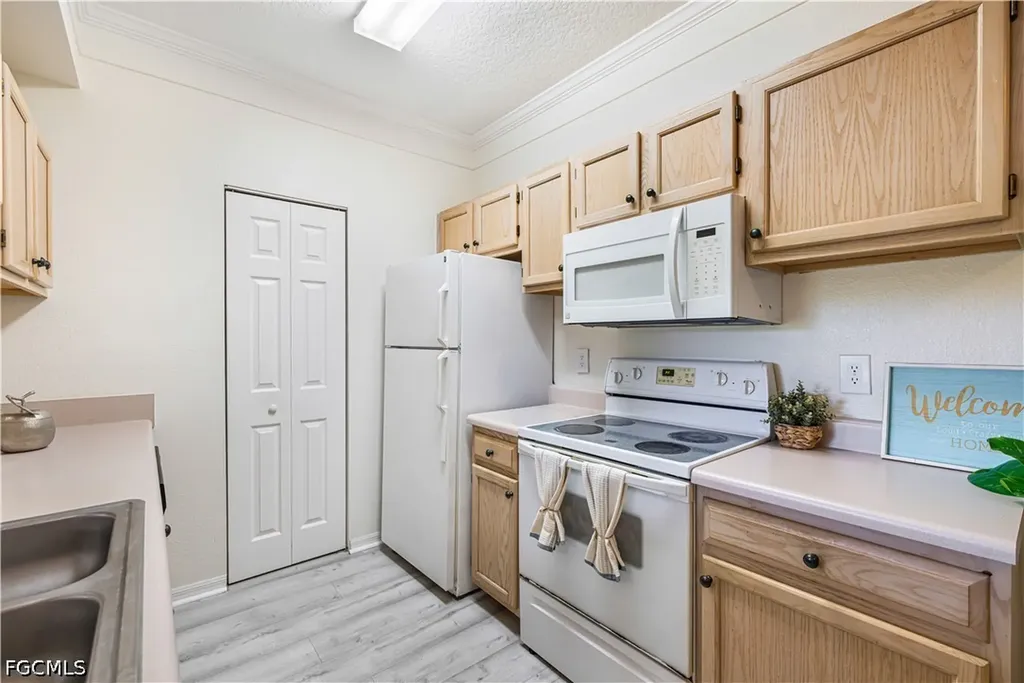 11520 Villa Grand Fort Myers FL 33913