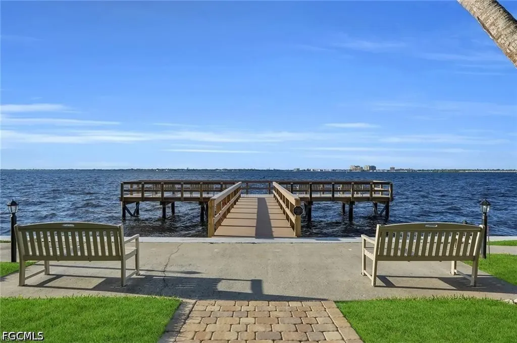 1901 Clifford Street Fort Myers FL 33901