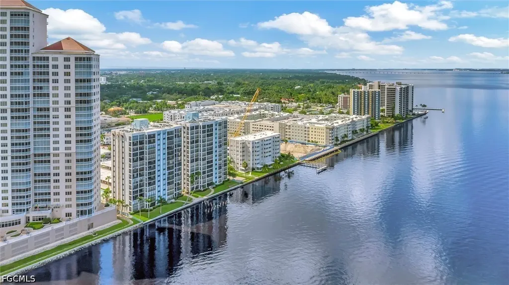 1901 Clifford Street Fort Myers FL 33901
