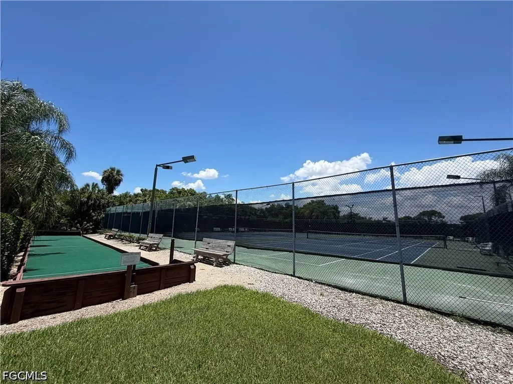 5735 Foxlake Drive North Fort Myers FL 33917