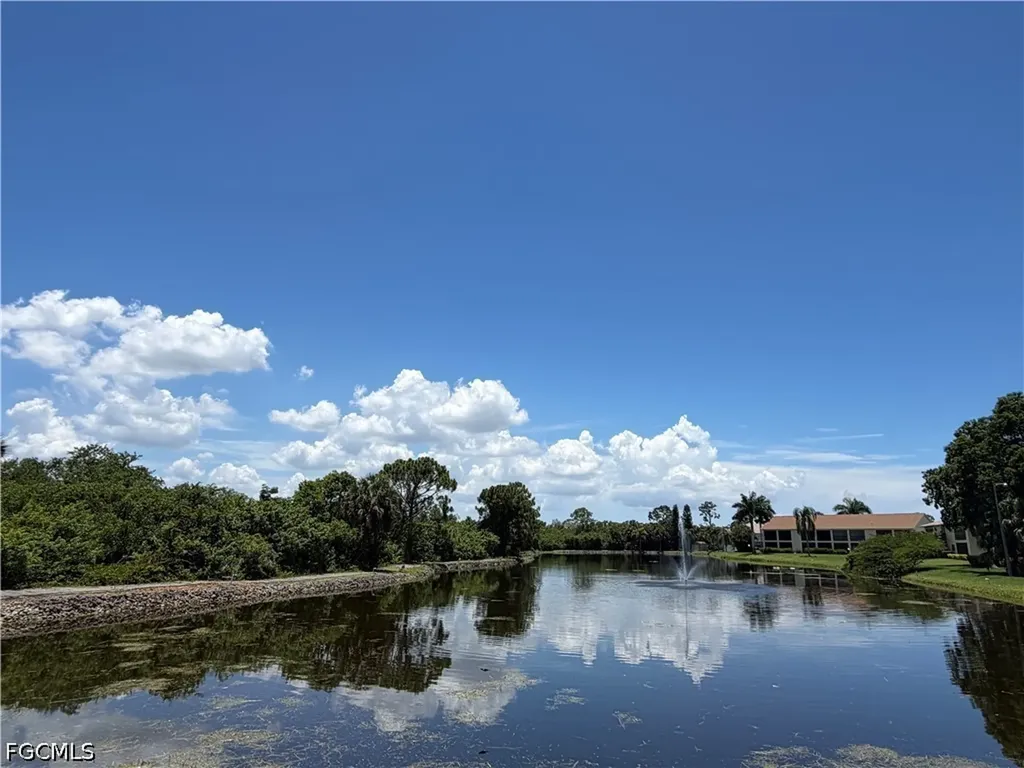 5735 Foxlake Drive North Fort Myers FL 33917