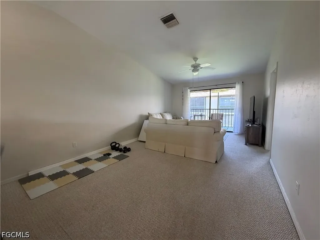 5735 Foxlake Drive North Fort Myers FL 33917