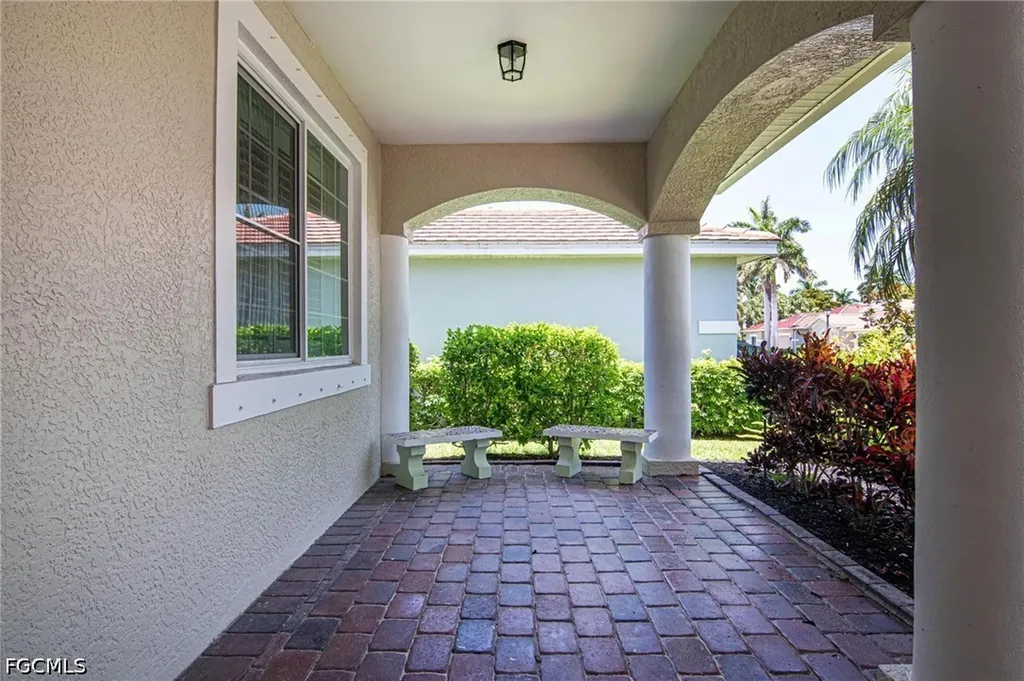 2534 Verdmont Court Cape Coral FL 33991