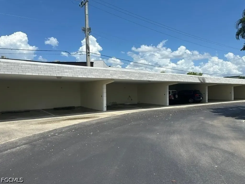 13520 Stratford Place Circle Fort Myers FL 33919