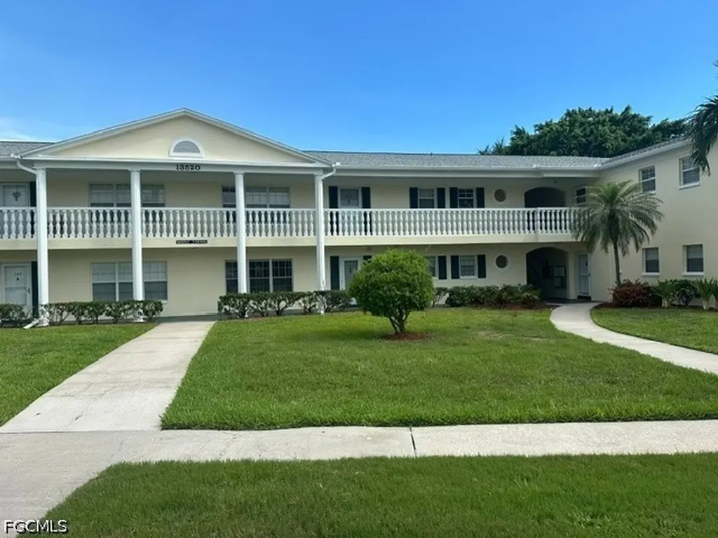 13520 Stratford Place Circle Fort Myers FL 33919