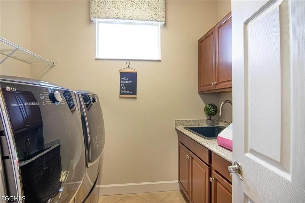 2637 Vareo Court Cape Coral FL 33991