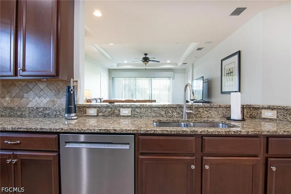 2637 Vareo Court Cape Coral FL 33991