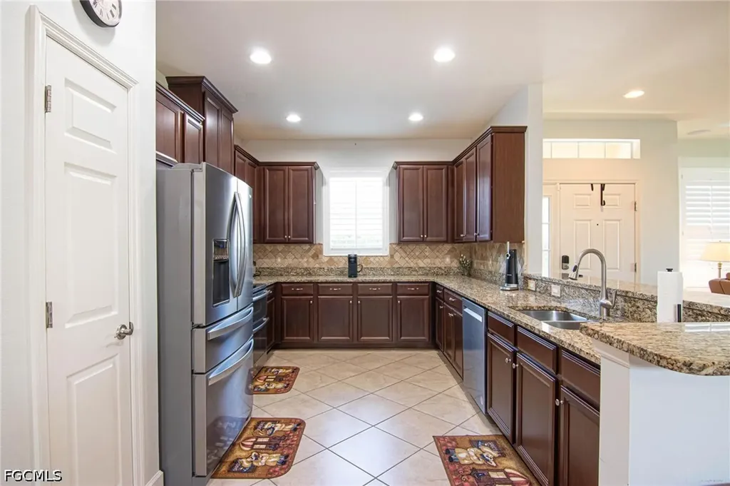 2637 Vareo Court Cape Coral FL 33991