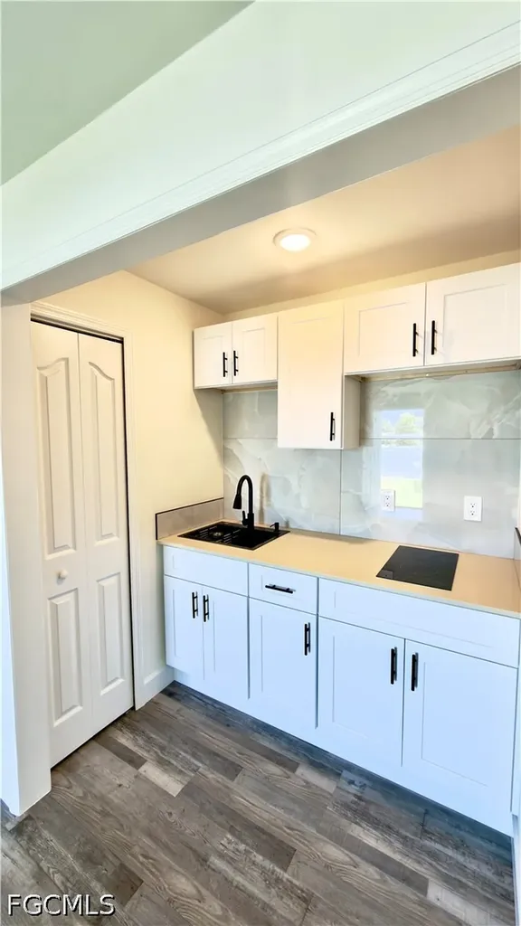 532 NW 18th Avenue Cape Coral FL 33993