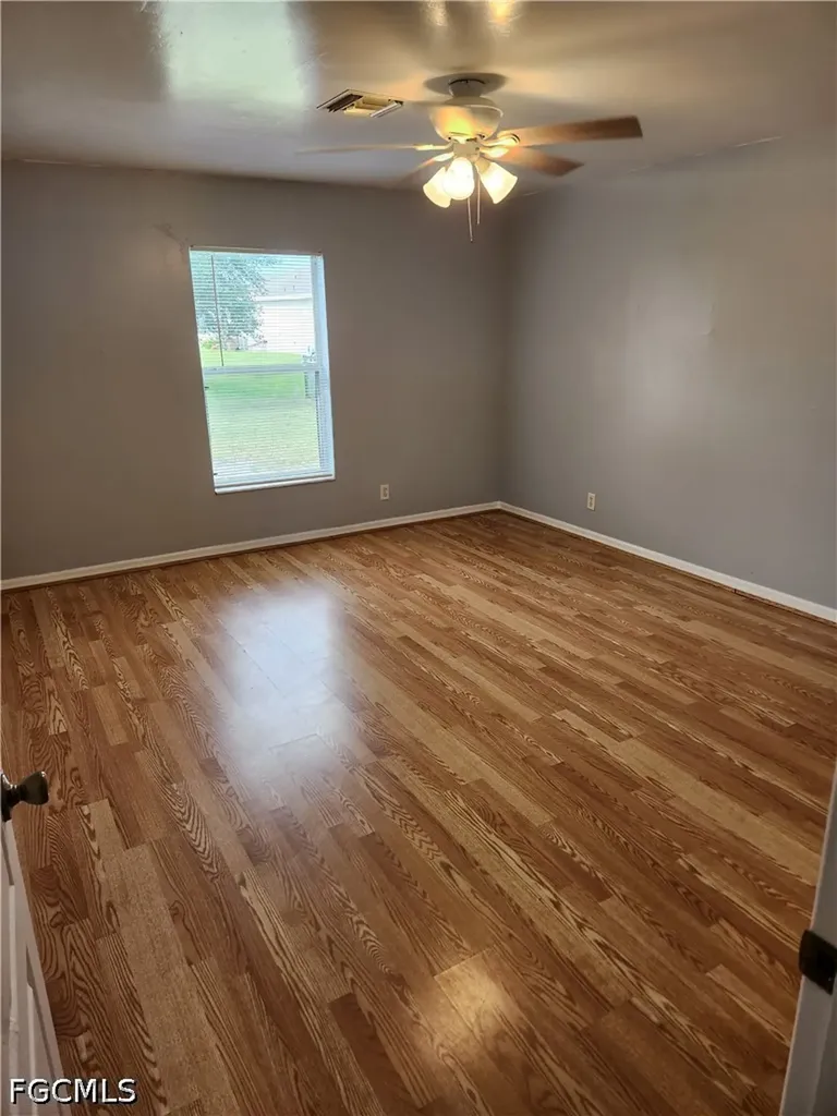 1627 S Gator Circle Cape Coral FL 33909