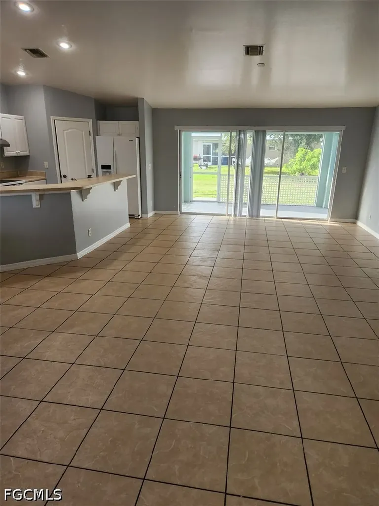 1627 S Gator Circle Cape Coral FL 33909