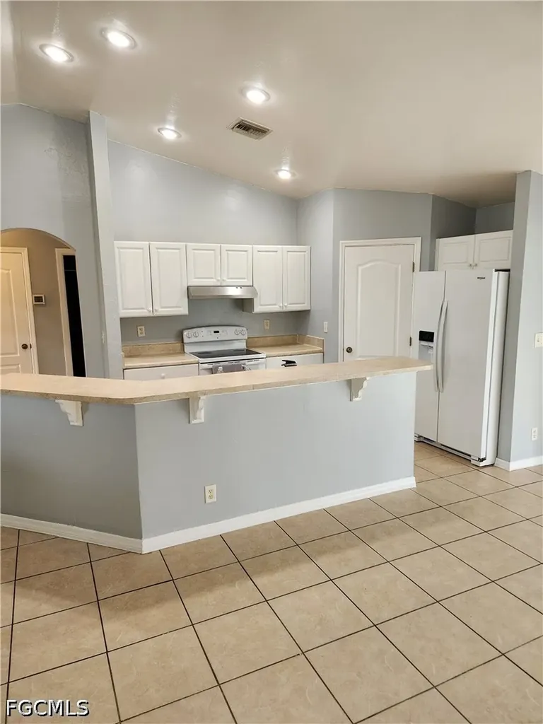 1627 S Gator Circle Cape Coral FL 33909