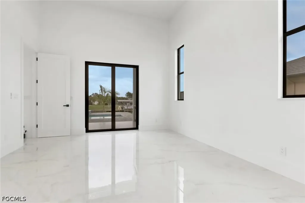 1323 SE 17th Street Cape Coral FL 33990