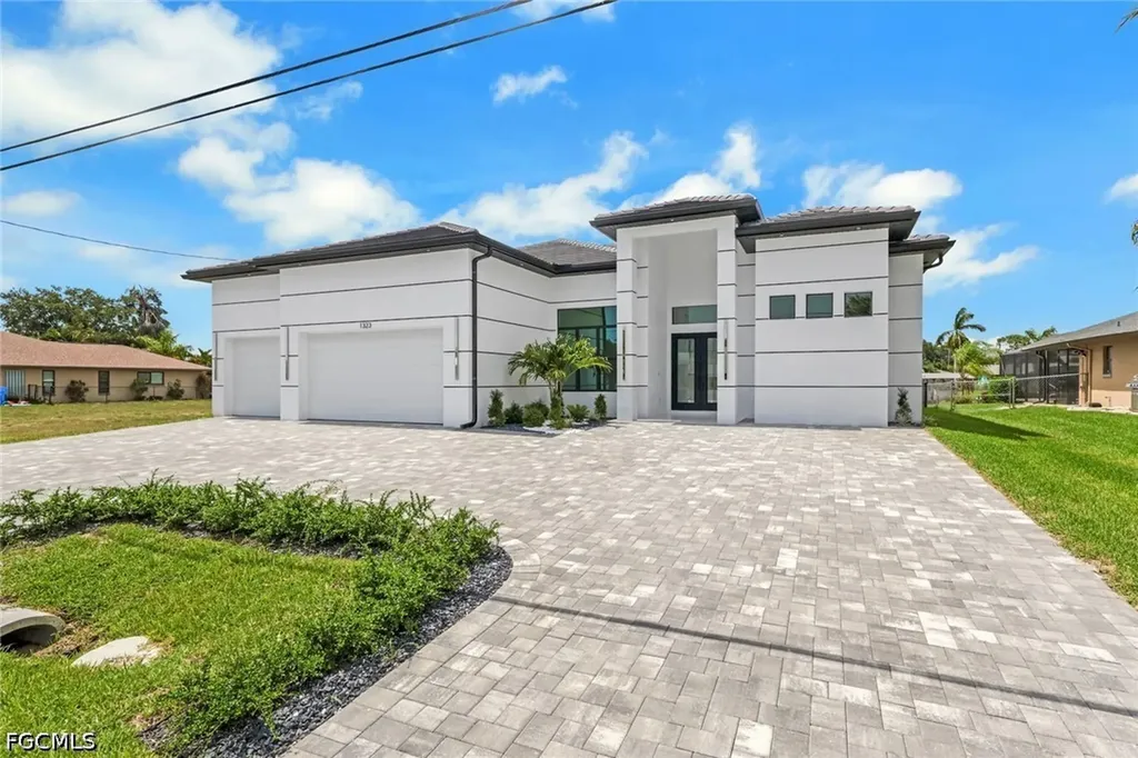 1323 SE 17th Street Cape Coral FL 33990