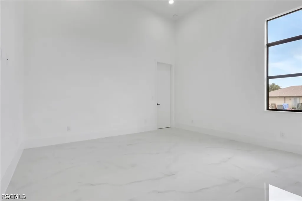 1323 SE 17th Street Cape Coral FL 33990