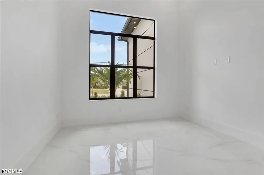 1323 SE 17th Street Cape Coral FL 33990