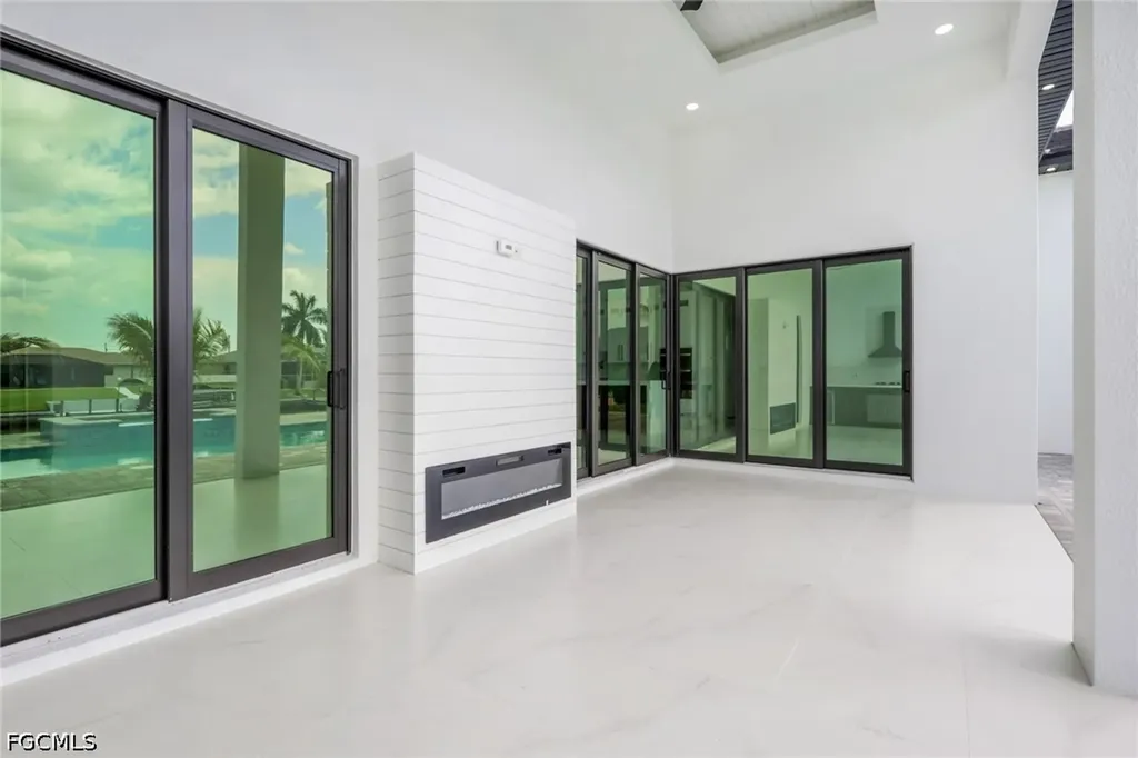 1323 SE 17th Street Cape Coral FL 33990