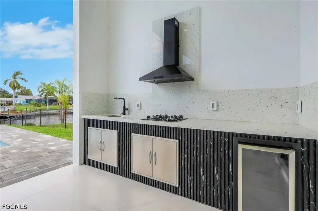 1323 SE 17th Street Cape Coral FL 33990