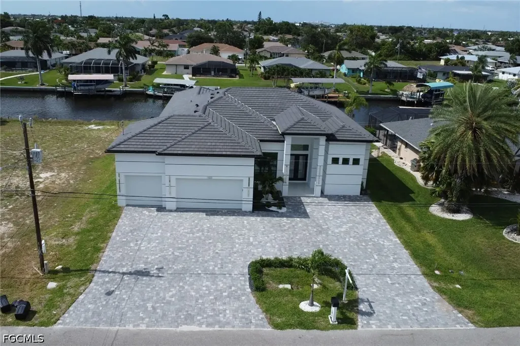 1323 SE 17th Street Cape Coral FL 33990