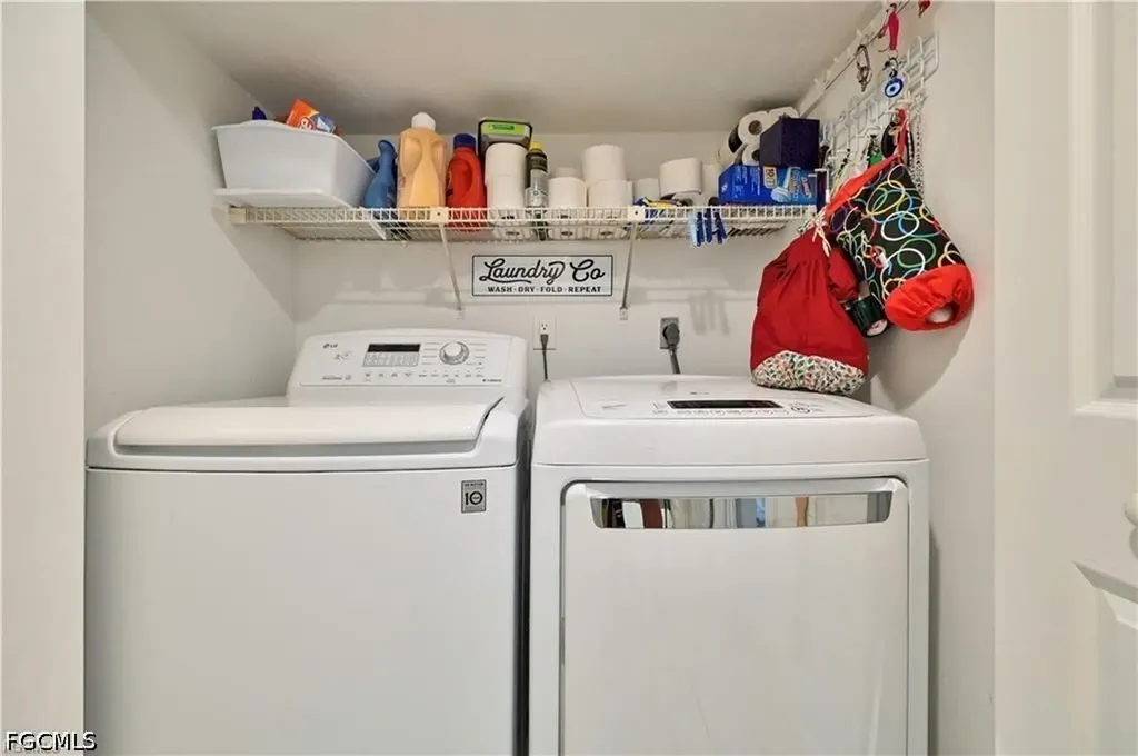 631 SE 12th Avenue Cape Coral FL 33990