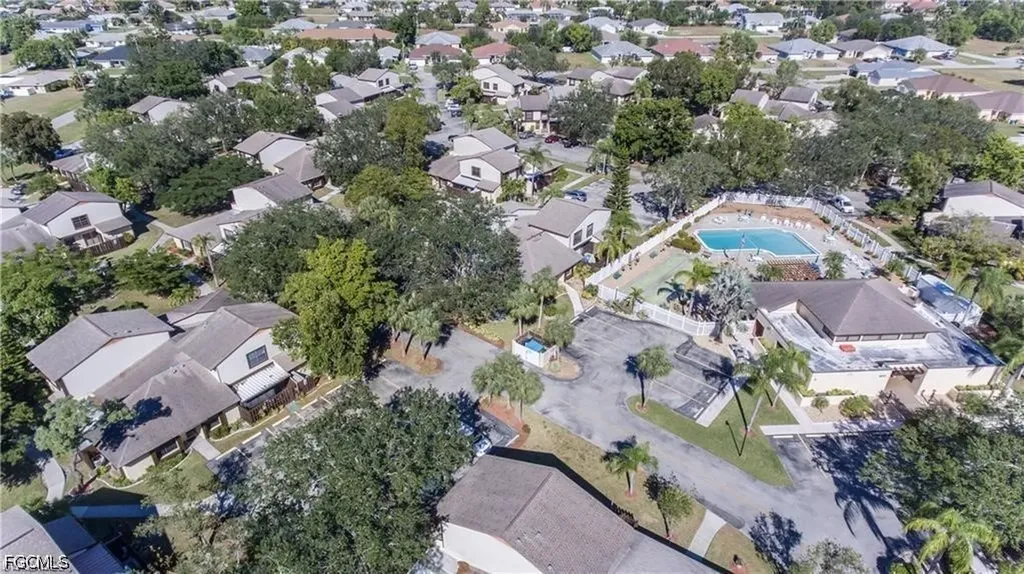 631 SE 12th Avenue Cape Coral FL 33990