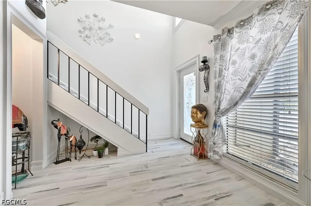 631 SE 12th Avenue Cape Coral FL 33990